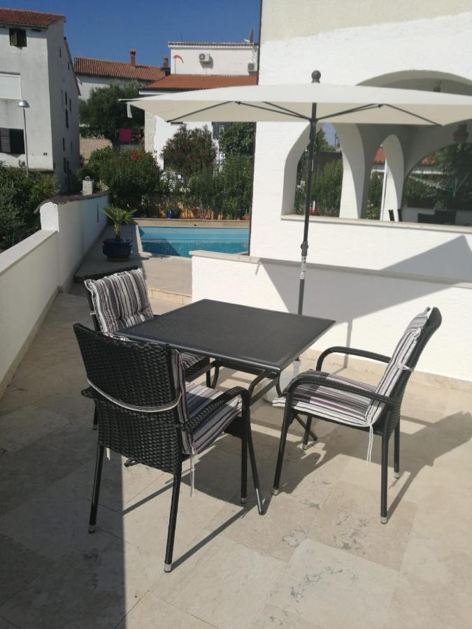 Ferienhaus Bozena Appartment 4 Vrsar Buitenkant foto